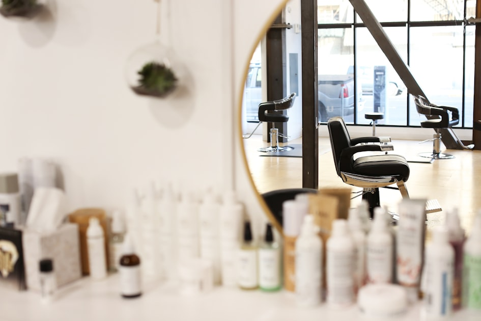 Waxing vs. Threading: Which is Right for You?